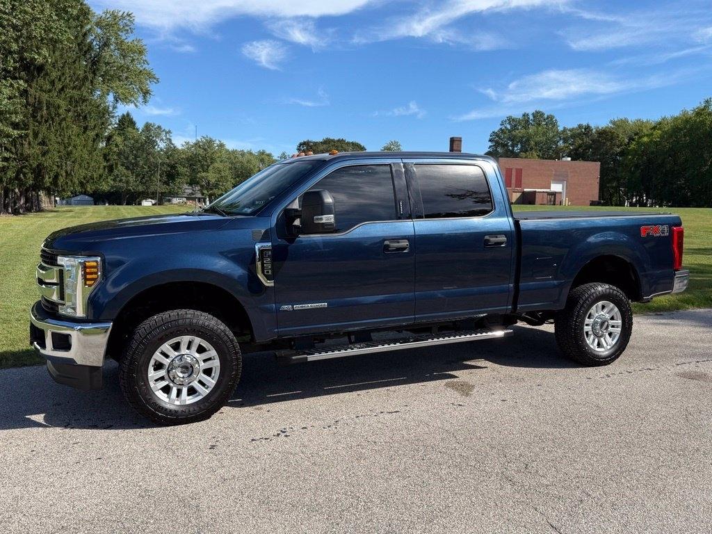 Ford Super Duty F-250 SRW King Ranch 4WD Crew Cab 8' Box 2018