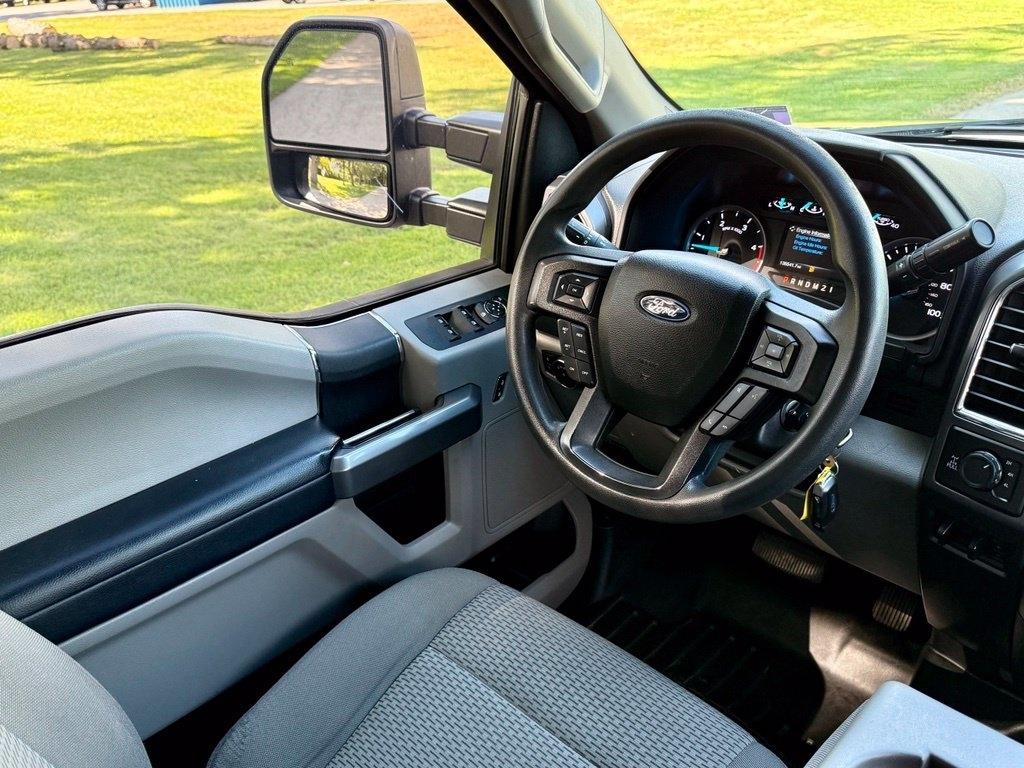 Ford Super Duty F-250 SRW King Ranch 4WD Crew Cab 8' Box 2018