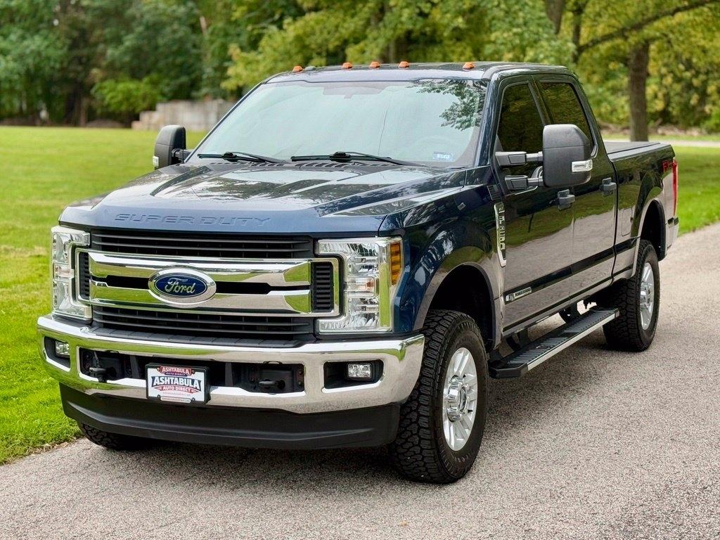 2018 Ford Super Duty F-250 SRW XL 4WD Crew Cab 6.75' Box