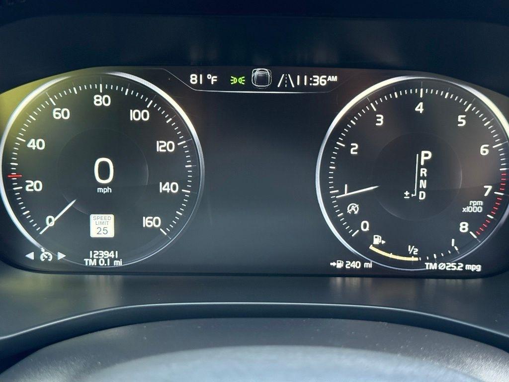 Volvo XC60 T5 AWD Momentum 2018