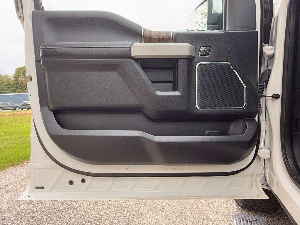 Ford F-150 photo 38