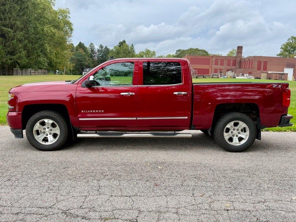Chevrolet Silverado photo 5