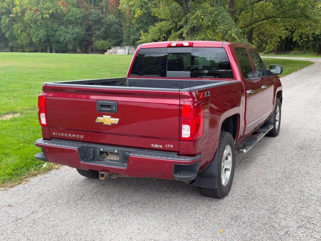 Chevrolet Silverado photo 12