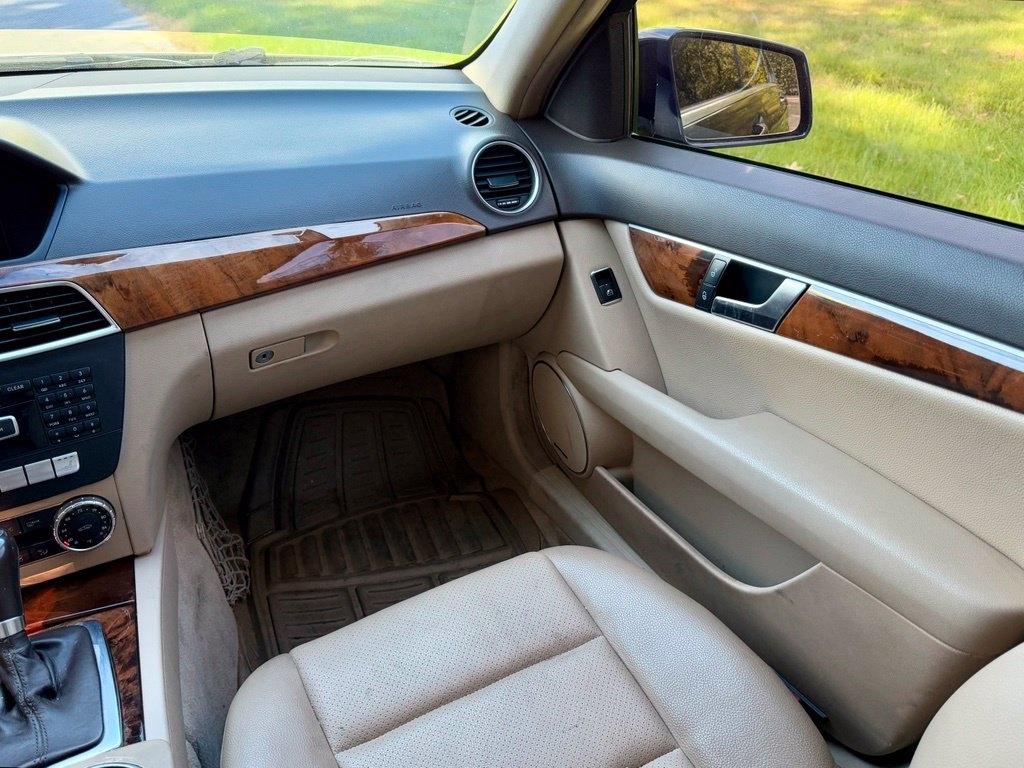 Mercedes-Benz C-Class 4dr Sdn C 300 Sport 4MATIC 2012