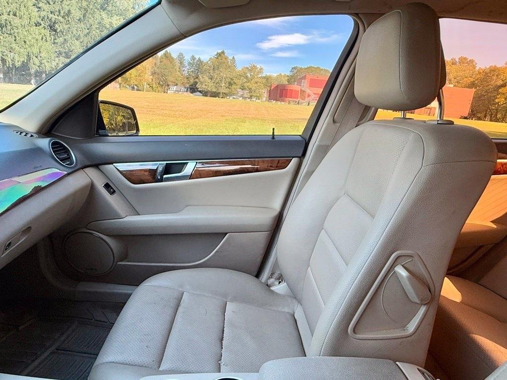 Mercedes-Benz C-Class 4dr Sdn C 300 Sport 4MATIC 2012