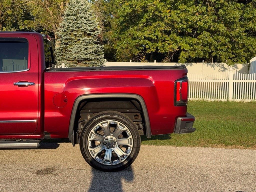 GMC Sierra photo 7