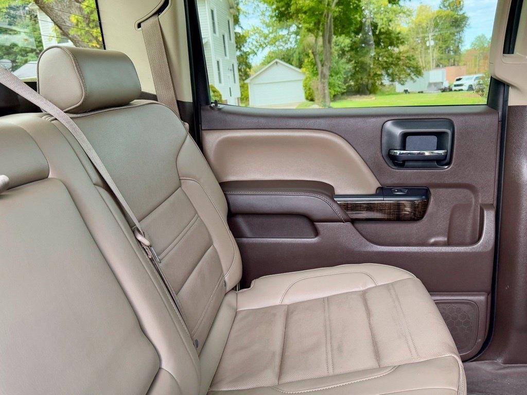 GMC Sierra photo 32