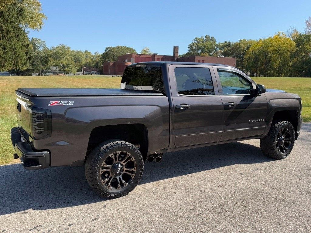 Chevrolet Silverado 1500 4WD Crew Cab 143.5" LT w/2LT 2016