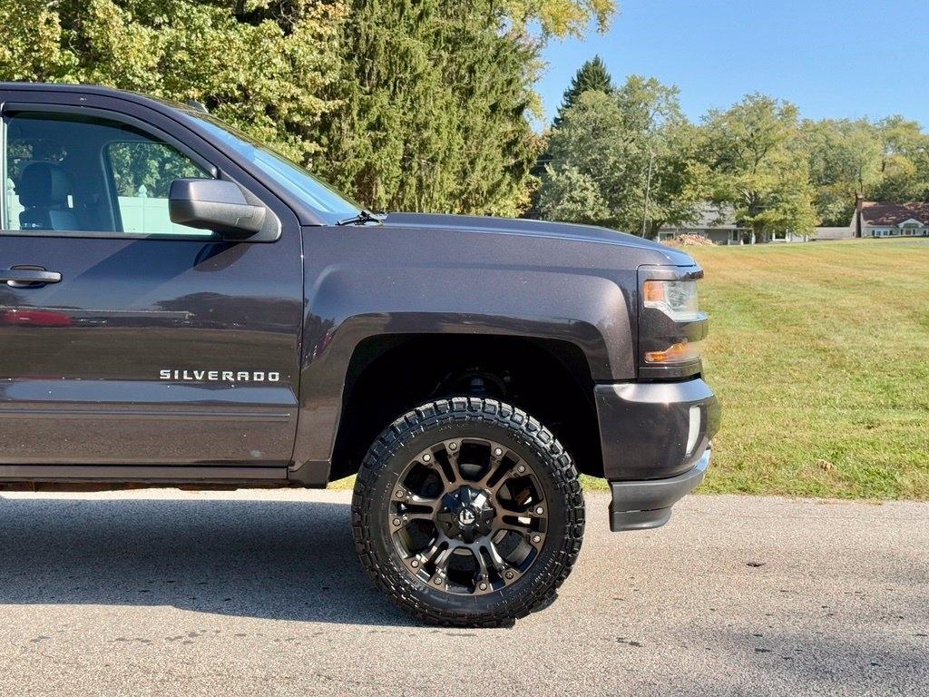 Chevrolet Silverado 1500 4WD Crew Cab 143.5" LT w/2LT 2016