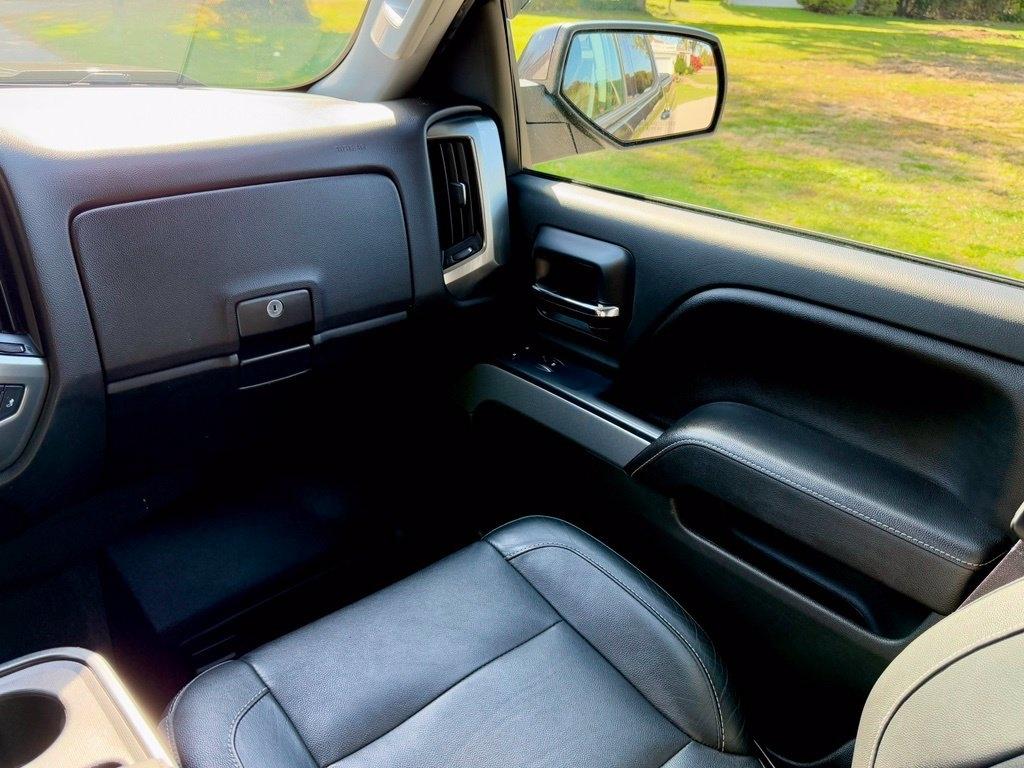 Chevrolet Silverado 1500 4WD Crew Cab 143.5" LT w/2LT 2016