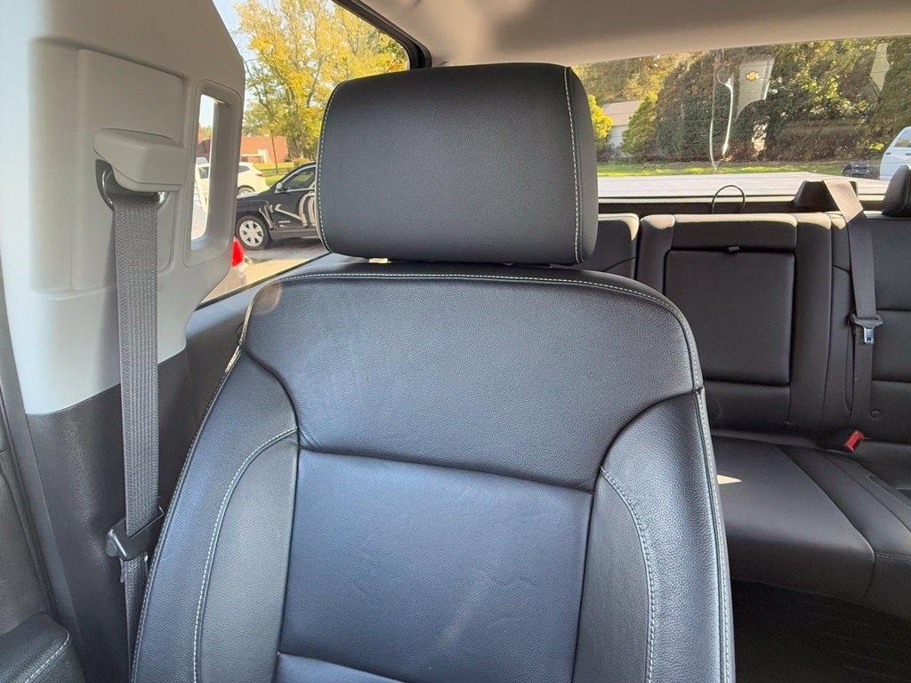 Chevrolet Silverado 1500 4WD Crew Cab 143.5" LT w/2LT 2016