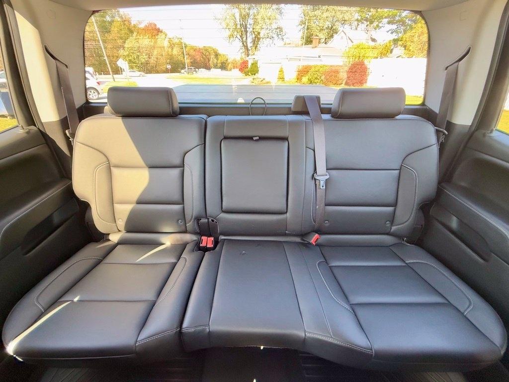 Chevrolet Silverado 1500 4WD Crew Cab 143.5" LT w/2LT 2016