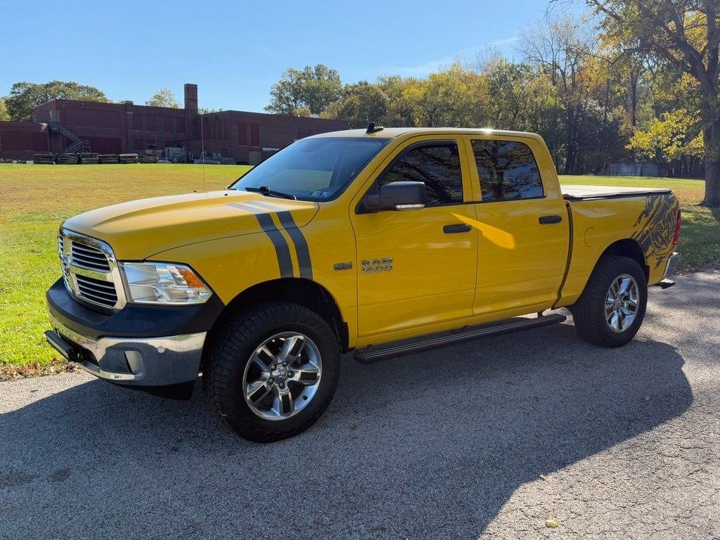 RAM 1500 4WD Crew Cab 140.5" Big Horn 2016