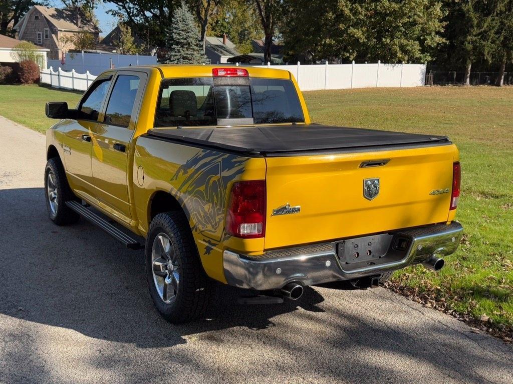 RAM 1500 4WD Crew Cab 140.5" Big Horn 2016