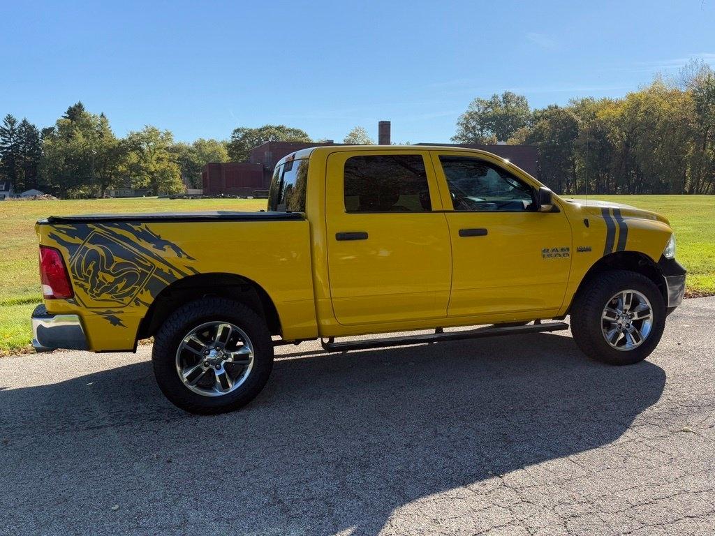 RAM 1500 4WD Crew Cab 140.5" Big Horn 2016