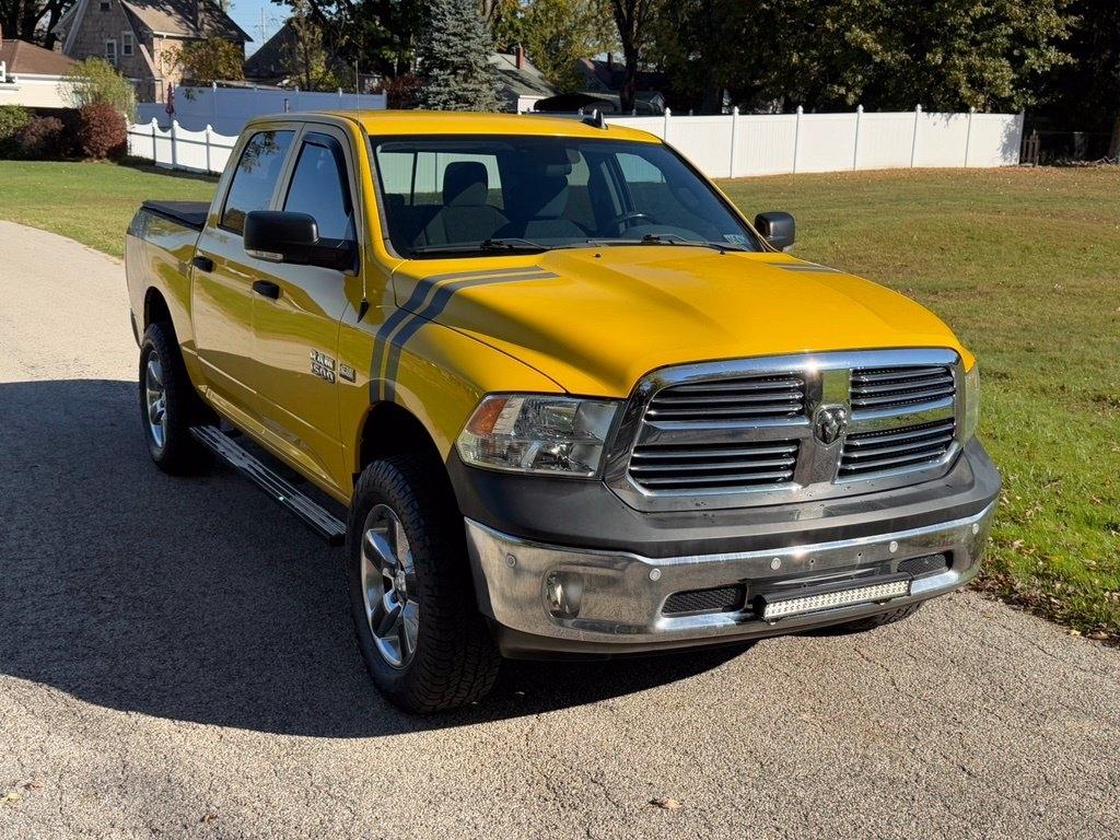 RAM 1500 4WD Crew Cab 140.5" Big Horn 2016