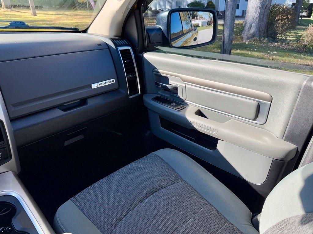 RAM 1500 4WD Crew Cab 140.5" Big Horn 2016
