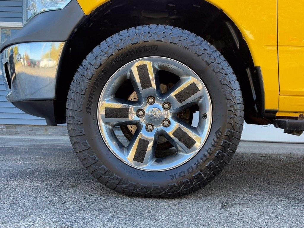 RAM 1500 4WD Crew Cab 140.5" Big Horn 2016