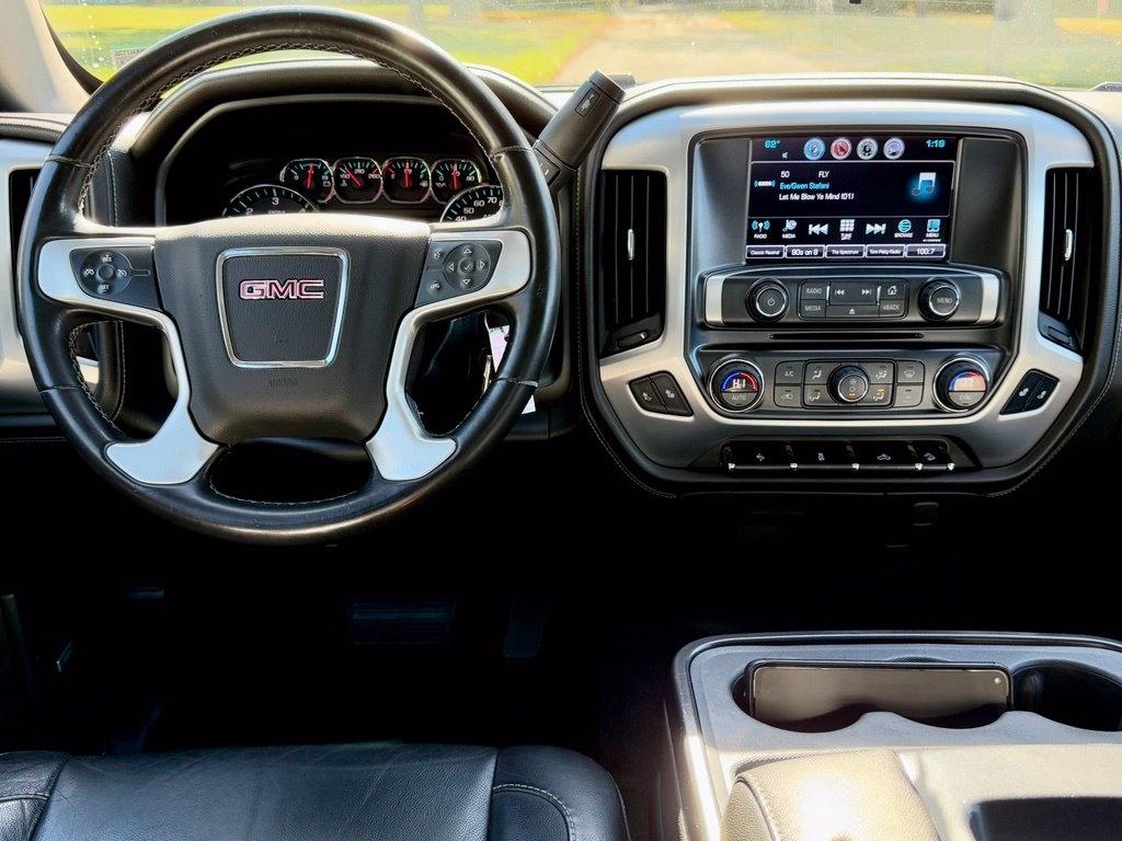 GMC Sierra 1500 4WD Crew Cab 143.5" SLT 2017