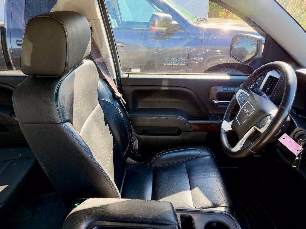 GMC Sierra 1500 4WD Crew Cab 143.5" SLT 2017