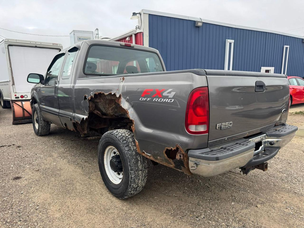 Ford F-250 SD XL SuperCab 4WD 2003