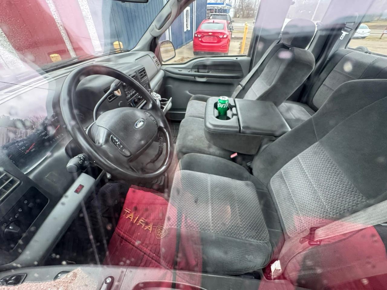 Ford F-250 SD XL SuperCab 4WD 2003