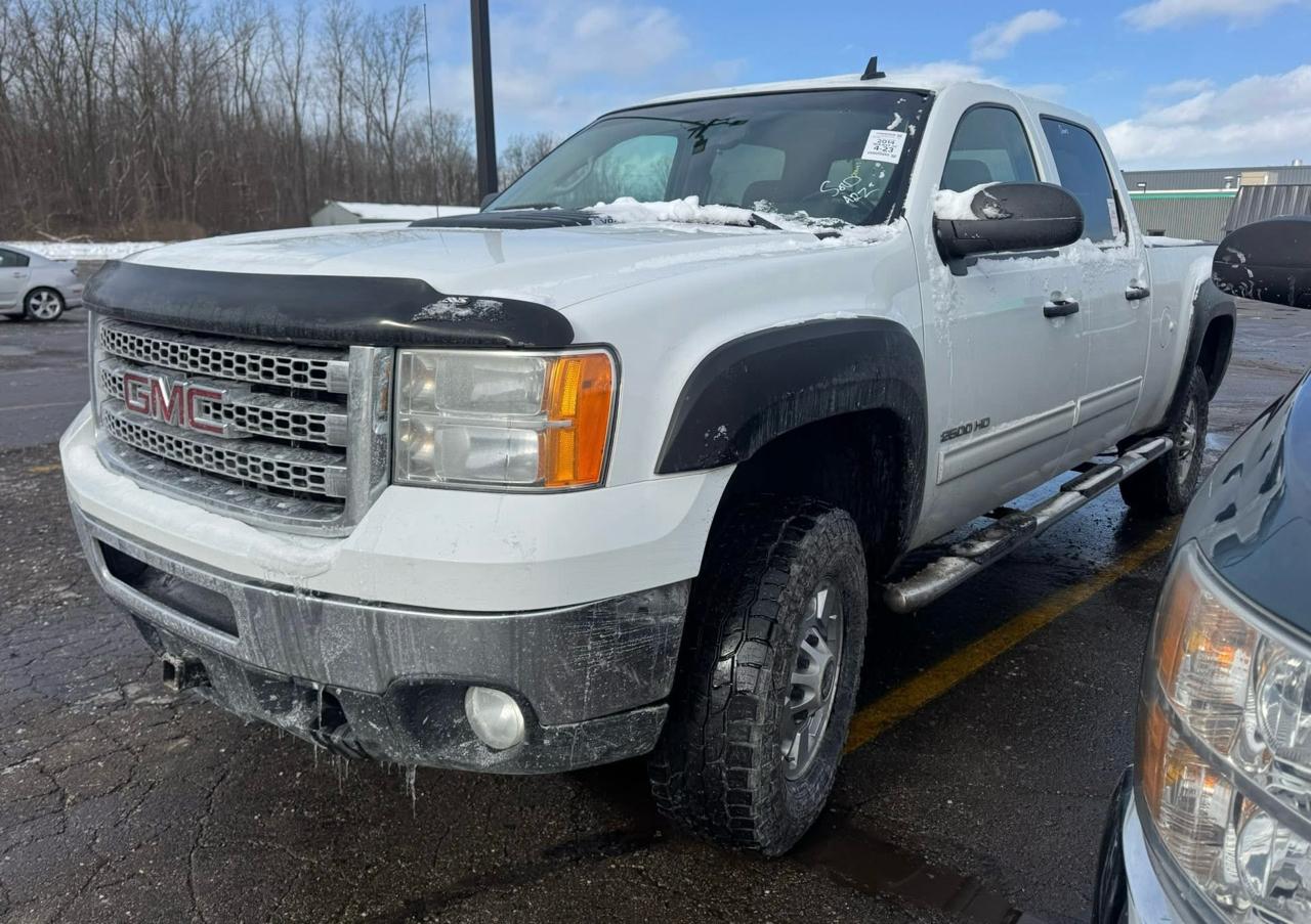 GMC Sierra 2500HD SLE Crew Cab 4WD 2014