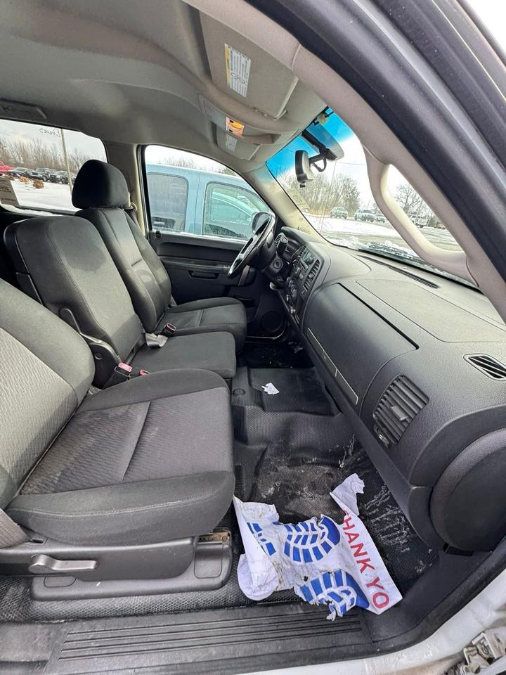 GMC Sierra 2500HD SLE Crew Cab 4WD 2014