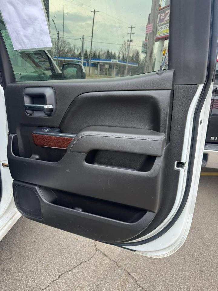 GMC Sierra 2500HD SLE Crew Cab 4WD 2016