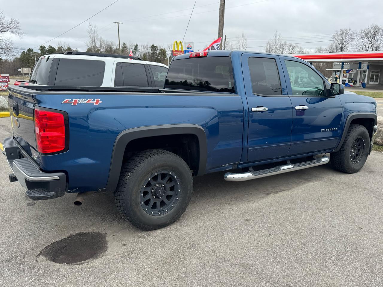 Chevrolet Silverado 1500 LT Double Cab 4WD 2017
