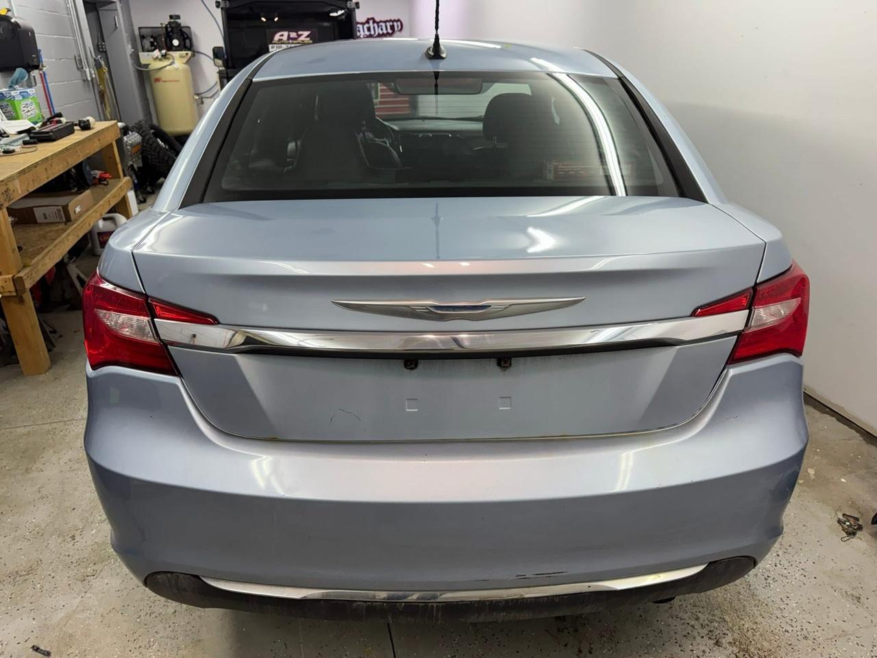 Chrysler 200 Limited 2012