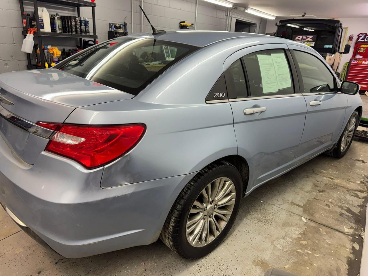 Chrysler 200 Limited 2012