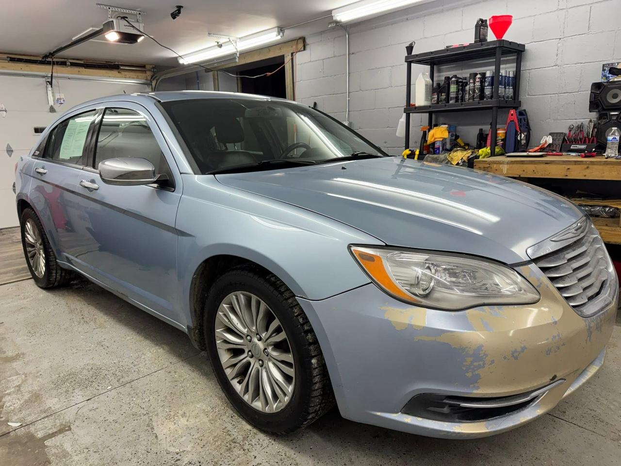 Chrysler 200 Limited 2012