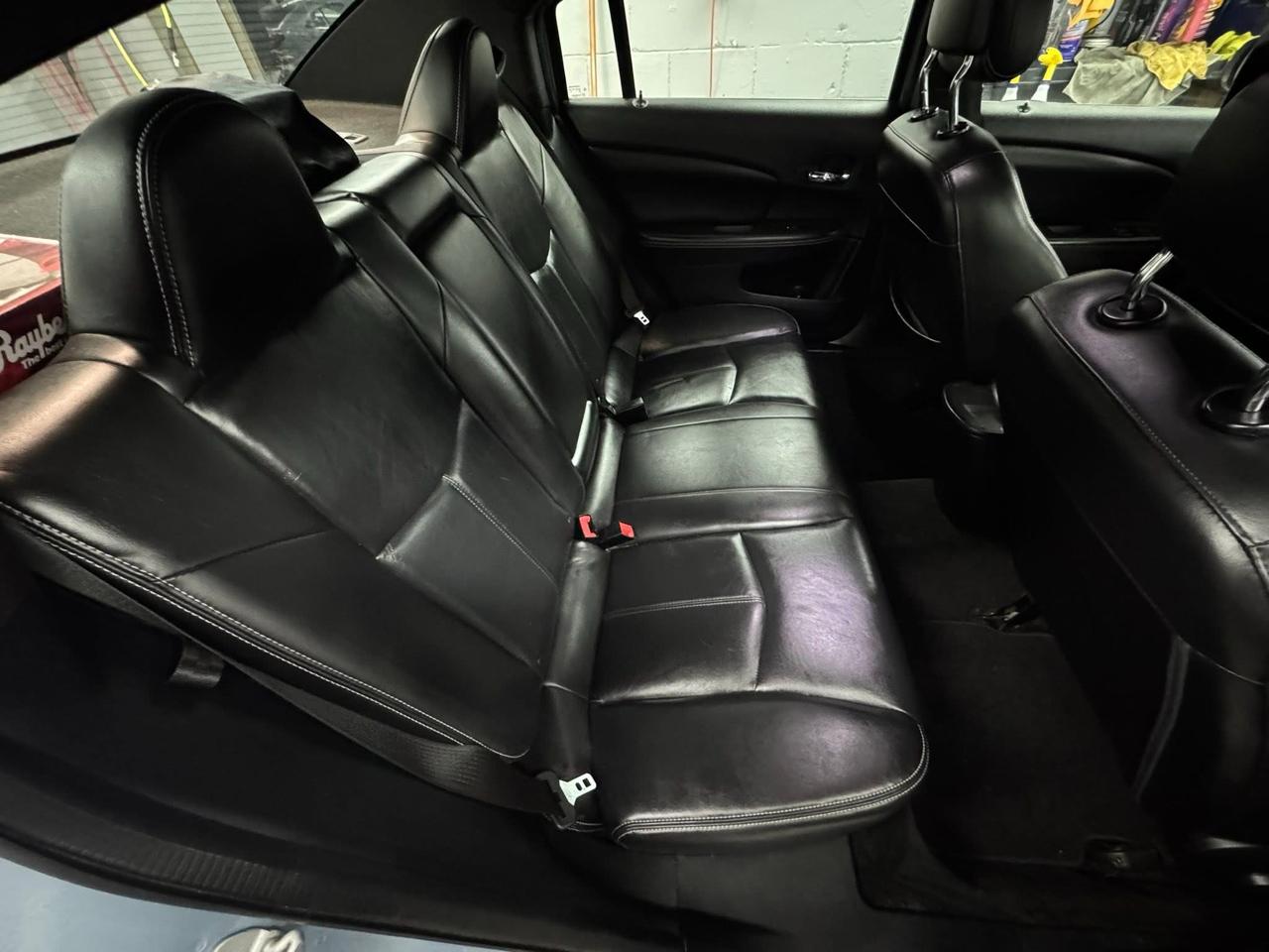 Chrysler 200 Limited 2012