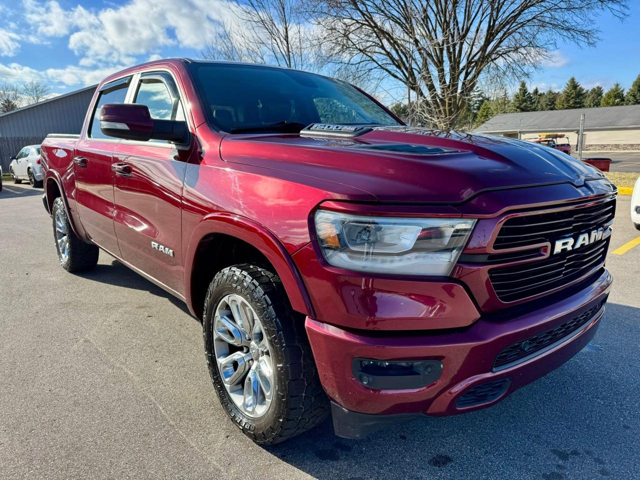 RAM 1500 Laramie Crew Cab SWB 4WD 2020