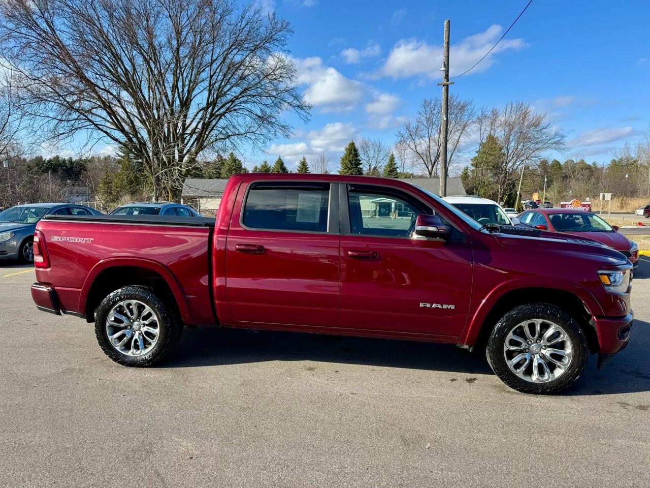 RAM 1500 Laramie Crew Cab SWB 4WD 2020