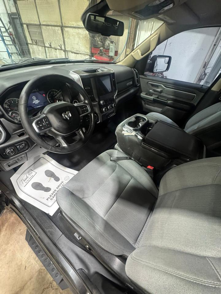 RAM 1500 Big Horn Crew Cab SWB 4WD 2019