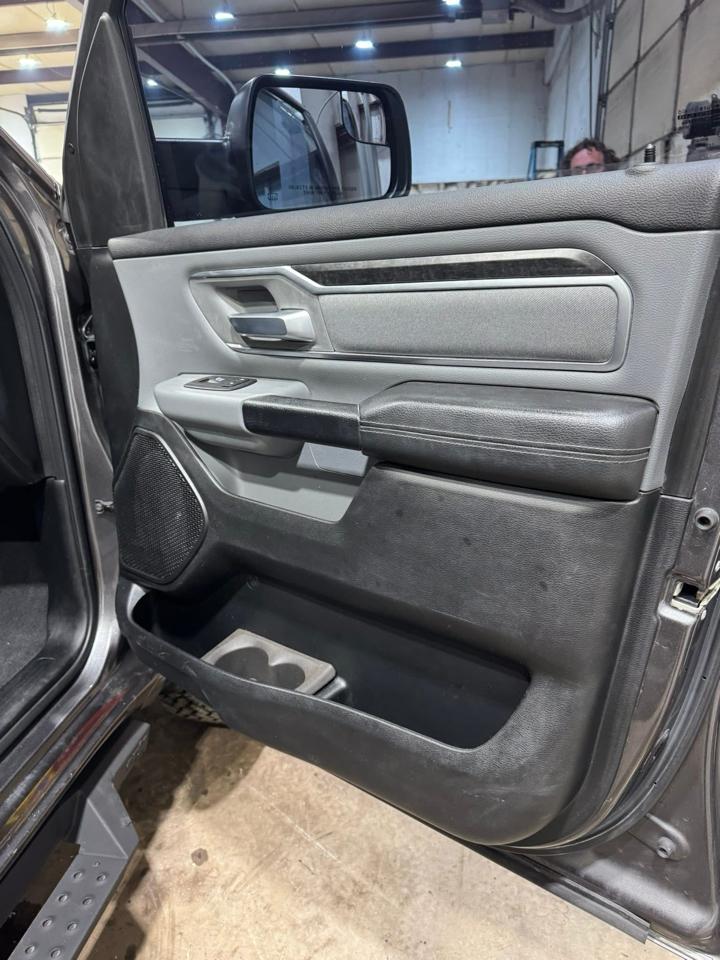 RAM 1500 Big Horn Crew Cab SWB 4WD 2019