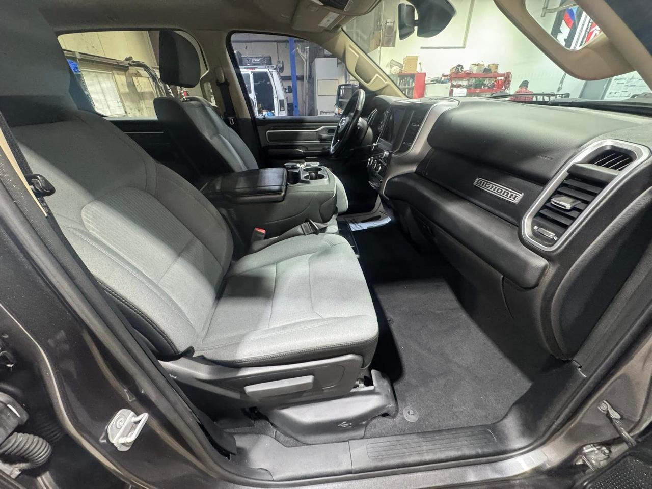 RAM 1500 Big Horn Crew Cab SWB 4WD 2019