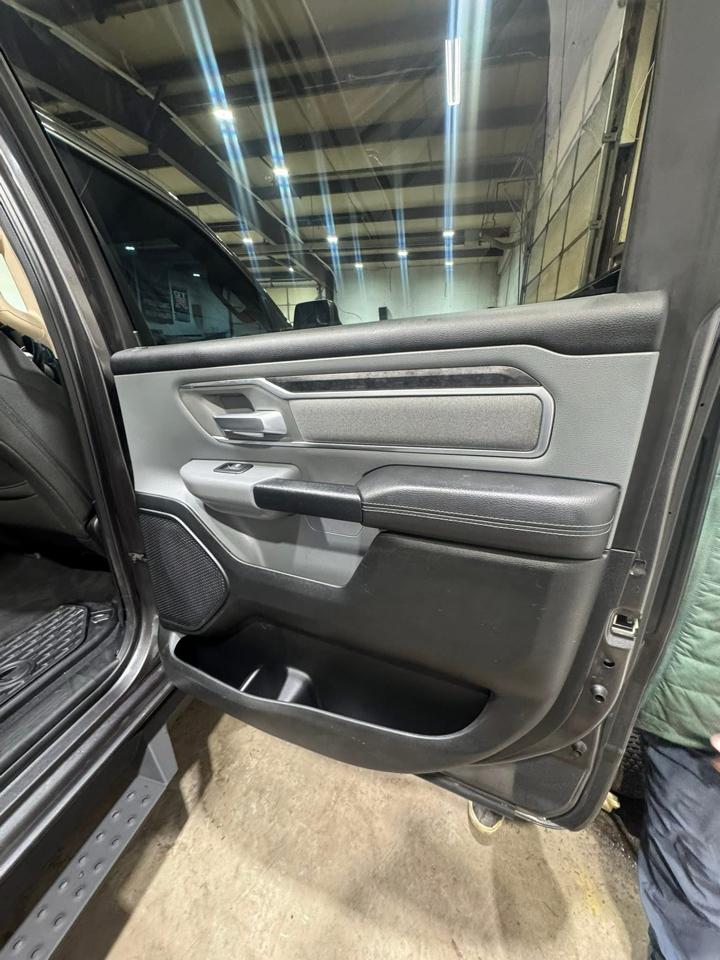 RAM 1500 Big Horn Crew Cab SWB 4WD 2019