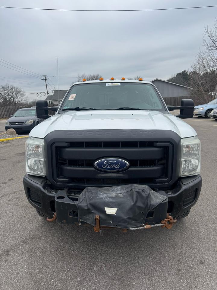 Ford F-350 SD XLT Crew Cab Long Bed DRW 4WD 2014