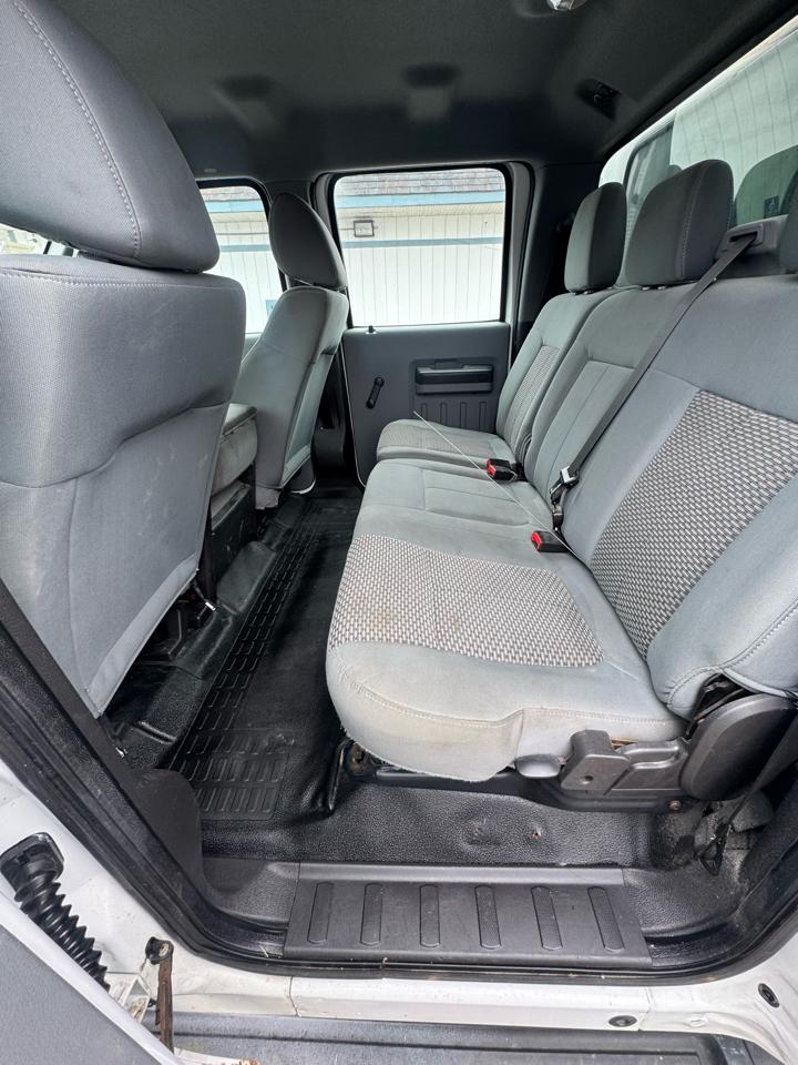 Ford F-350 SD XLT Crew Cab Long Bed DRW 4WD 2014