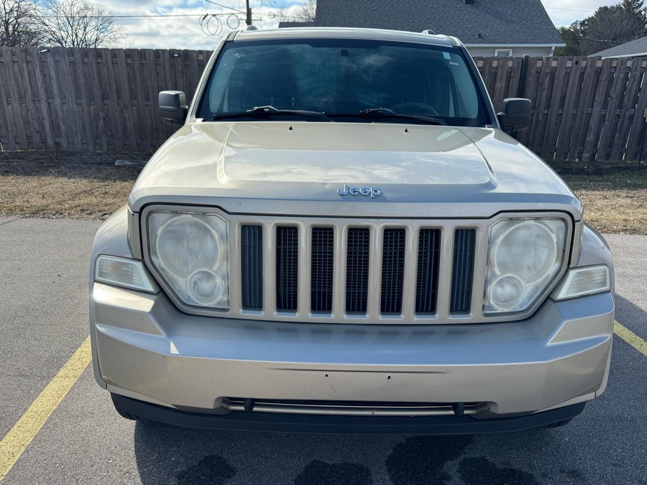 Jeep Liberty Sport 4WD 2010