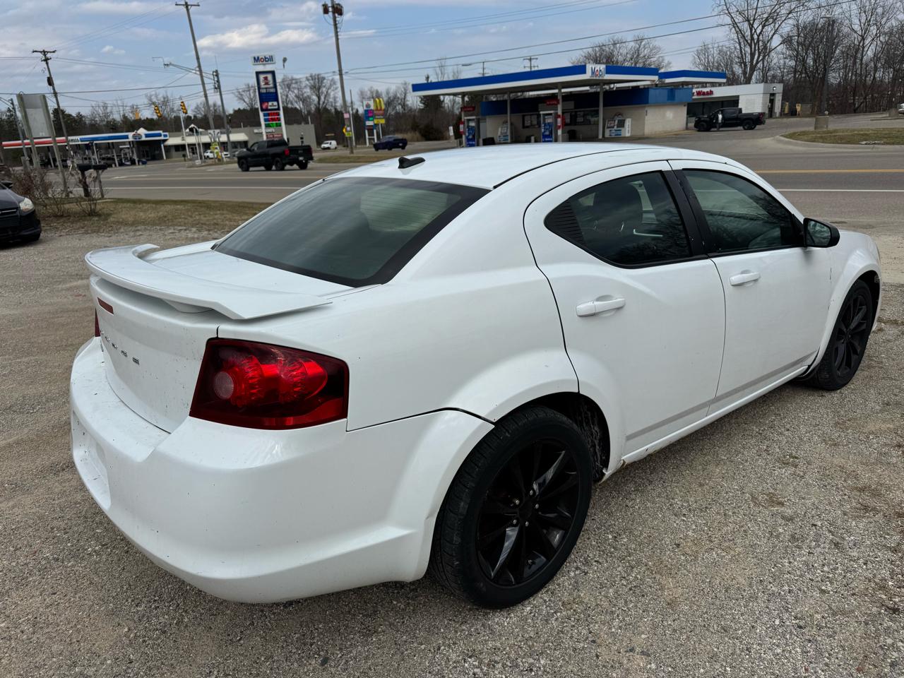 Dodge Avenger Base 2013