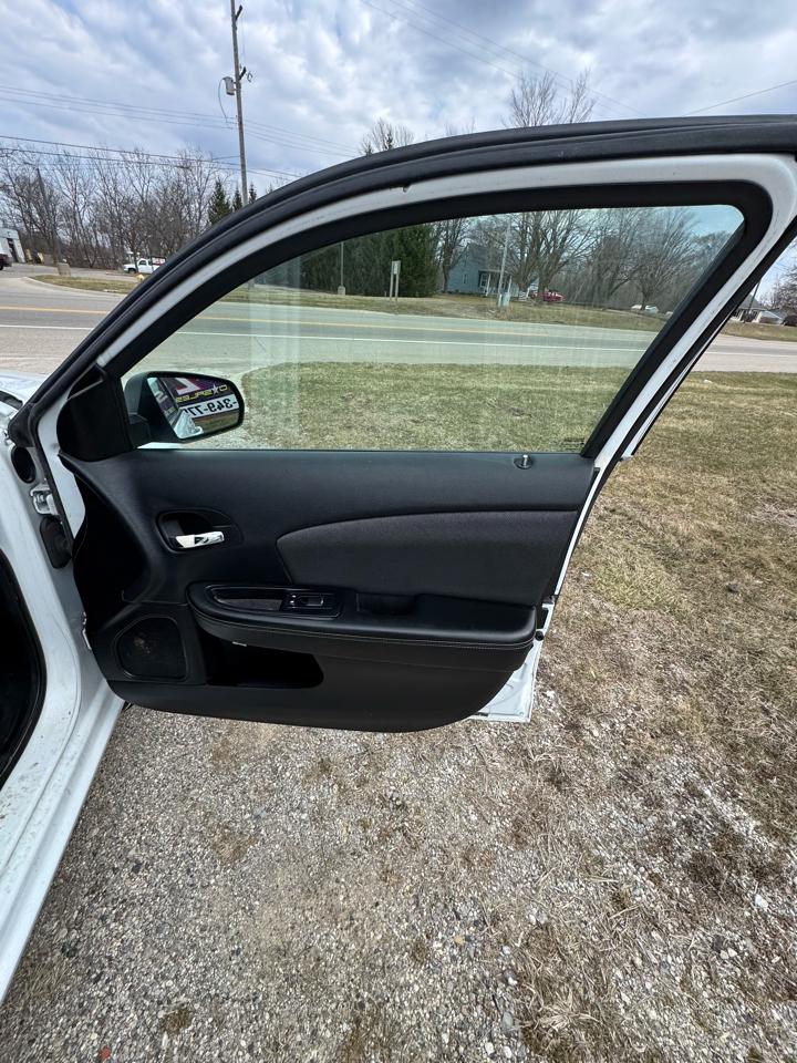 Dodge Avenger Base 2013