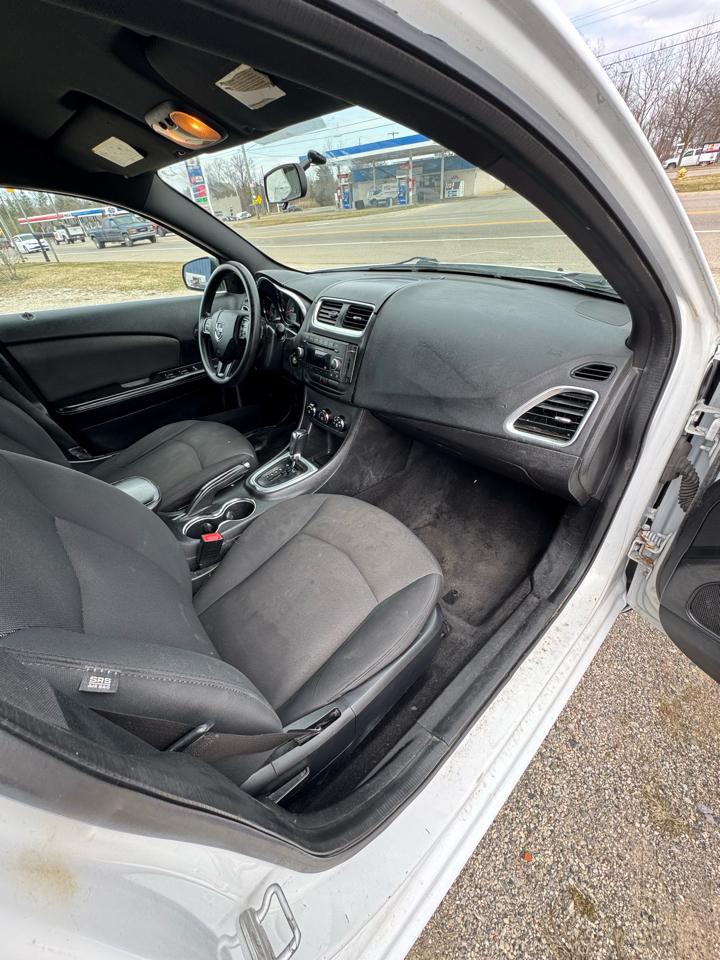 Dodge Avenger Base 2013