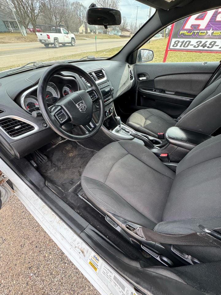 Dodge Avenger Base 2013