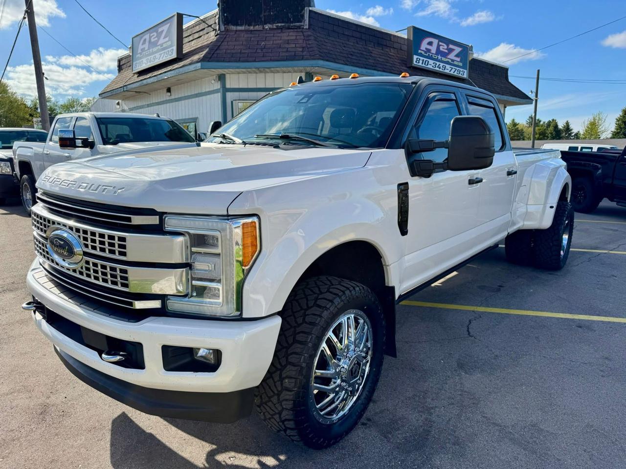 Ford F-350 SD Platinum Crew Cab Long Box 4WD DRW 2019