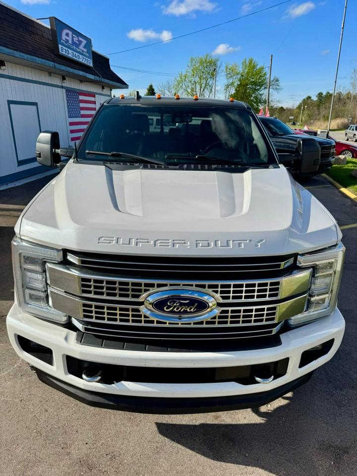 Ford F-350 SD Platinum Crew Cab Long Box 4WD DRW 2019