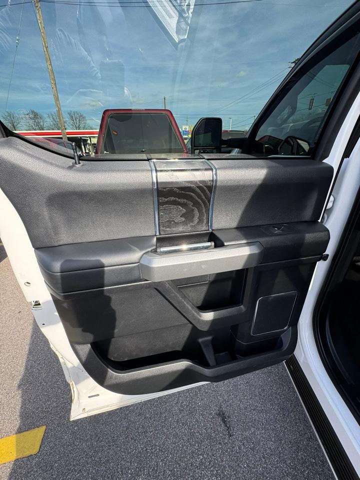 Ford F-350 SD Platinum Crew Cab Long Box 4WD DRW 2019